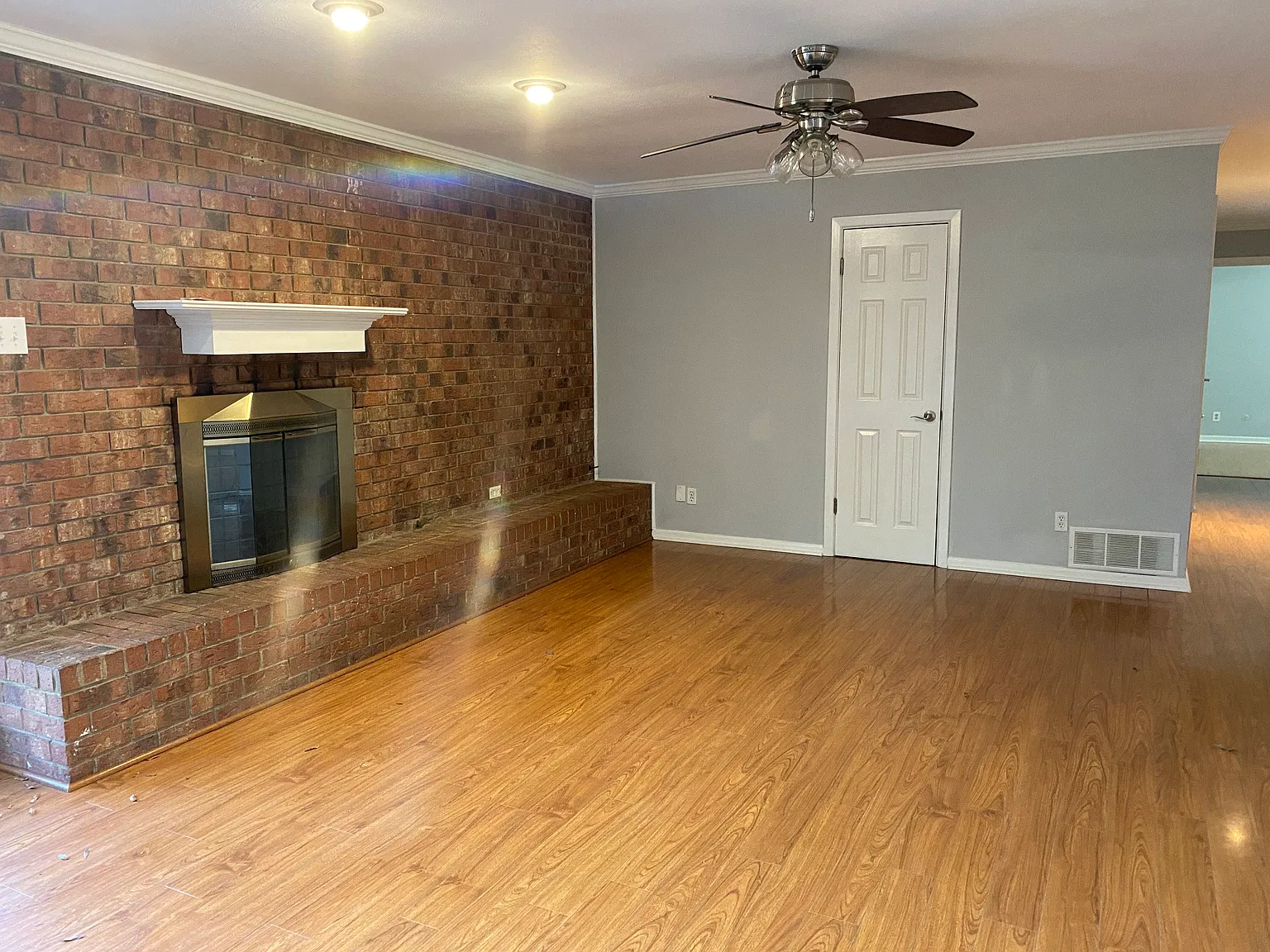 3 bed, 1412 sqft, $1,750 — Photo 2