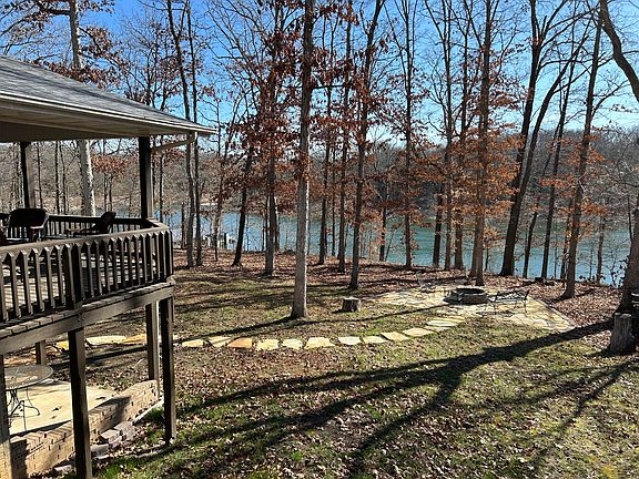 3rd image of 23850 Cherry Lane