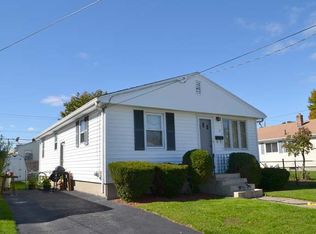 5 Gray St, North Providence, RI 02904