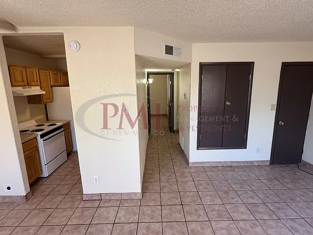 1660 West Park Drive Apt. A — Photo 9