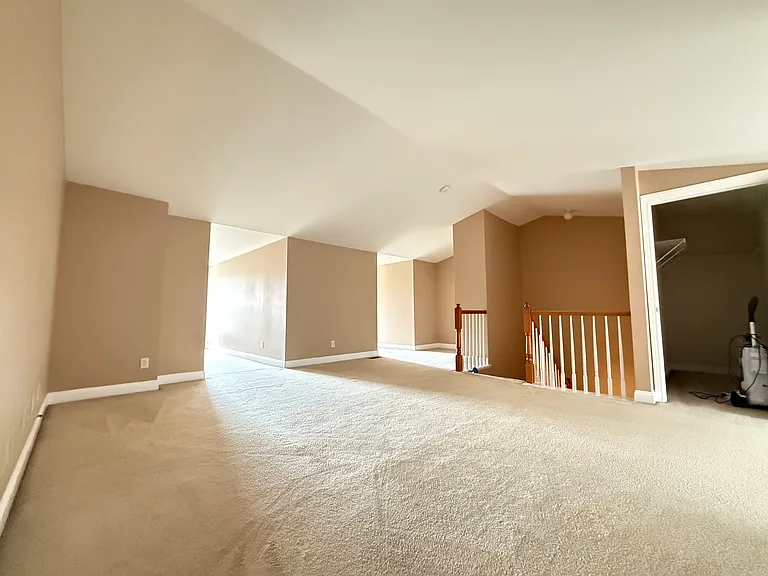 2745 Whittleby Ct — Photo 42
