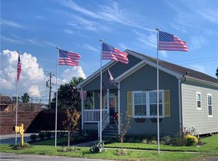 7532 W Judge Perez Dr, Arabi, LA 70032