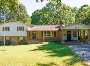 1792 Hewitt Rd, Claremont, NC 28610