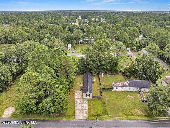 2nd image of 7716 Dahlia Dr #278