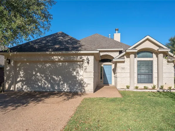 320 Robelmont Dr, College Station, TX 77845