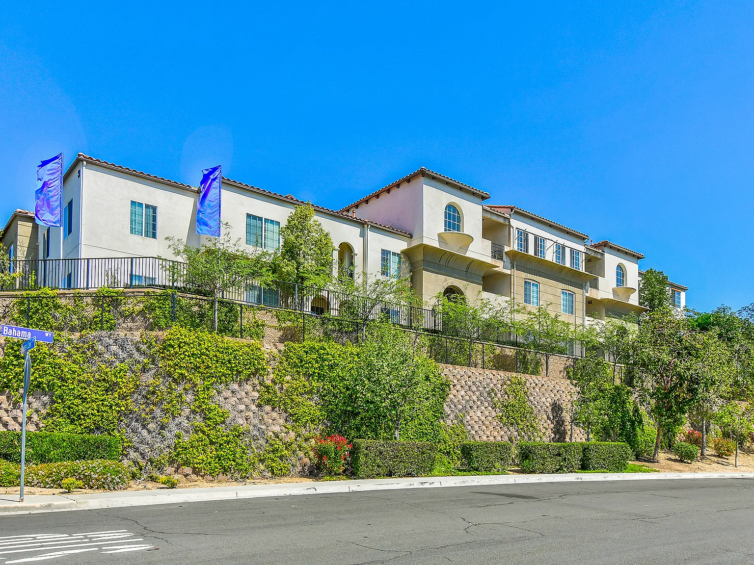Hilltop at Winchester Creek — Photo 2