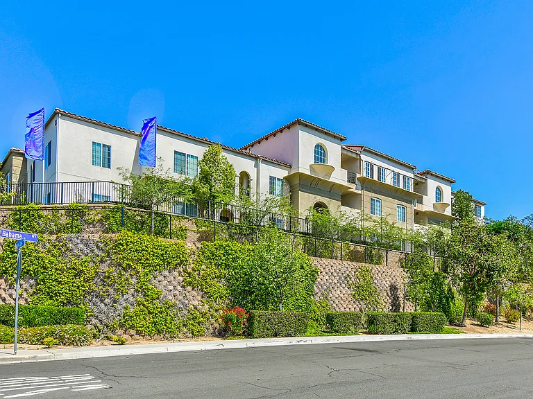 Hilltop at Winchester Creek — Photo 2