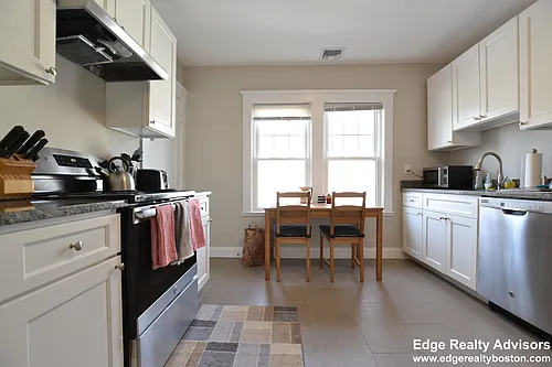 65 Bennett St #1 Photo 1