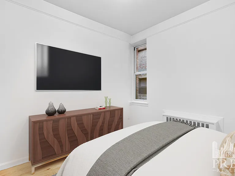 306 E 71st St #3A — Photo 3