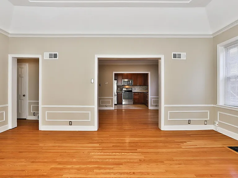 7545 Oxford Dr #3E — Photo 2