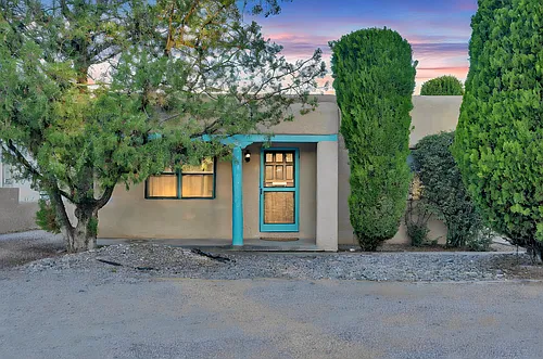 233 Solano Dr NE #1 Photo 1