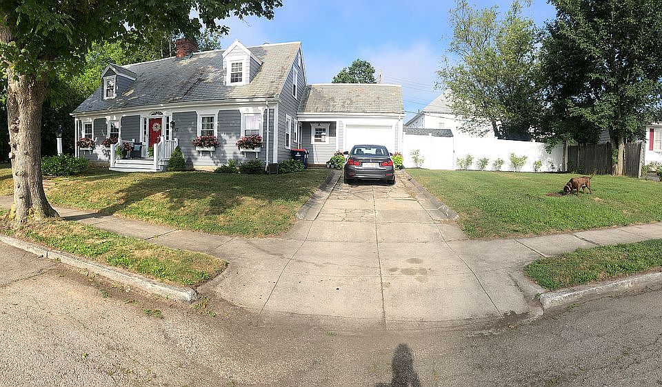 2nd image of 47 Reed St