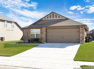 1545 Doncaster Dr, Seguin, TX 78155
