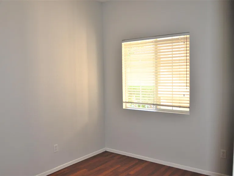 675 Sonoma St — Photo 20