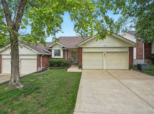 8612 Glenmont Ct, Saint Louis, MO 63123