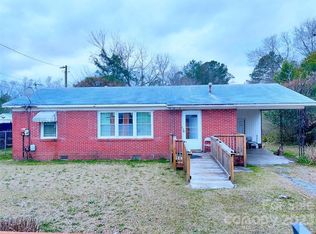 3852 Fork Hill Rd, Kershaw, SC 29067