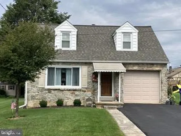 1615 Buttercup Rd, Lancaster, PA 17602