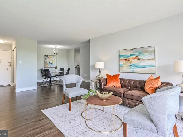 4600 S Four Mile Run Dr APT 1019, Arlington, VA 22204