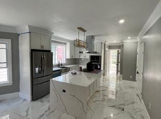 45 Greenbrier St APT 2, Dorchester Center, MA 02124