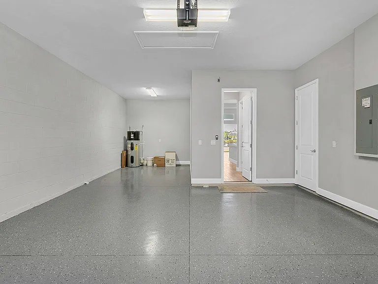 665 Mosaic Blvd — Photo 18