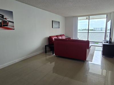 117 Lake Emerald Drive #406, Fort Lauderdale, FL, 33309