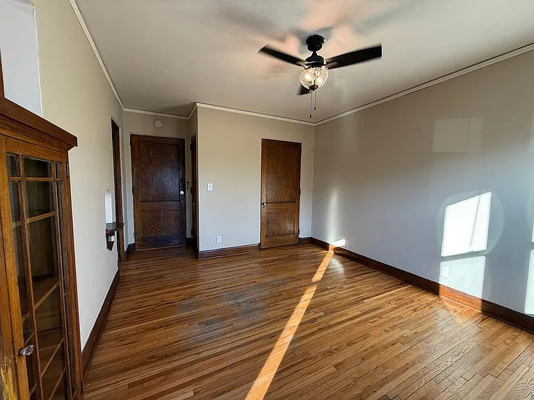 995 Grand Ave — Photo 14