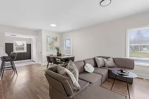 224 Mardell Pl SW — Photo 11