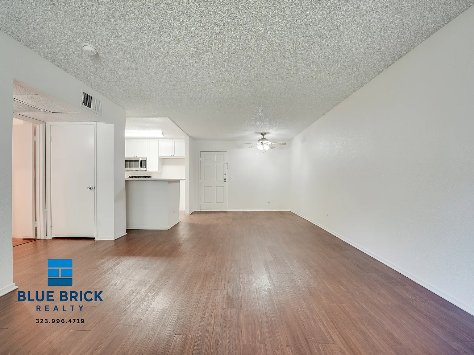 2850 Riverside Dr — Photo 2