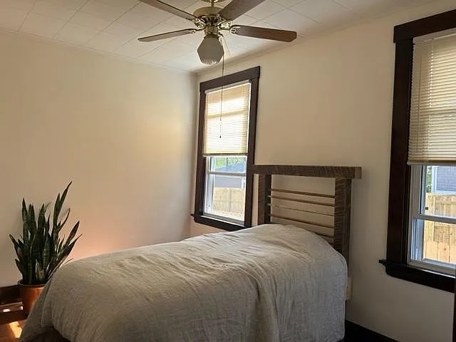 2309 Morton Ave #1 — Photo 15