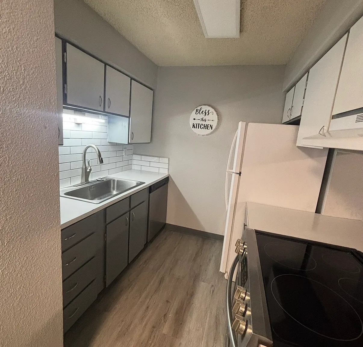 3845 Montgomery Blvd NE — Photo 2
