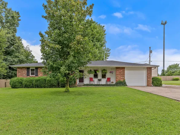 1057 S Elm Street, Marshfield, MO 65706