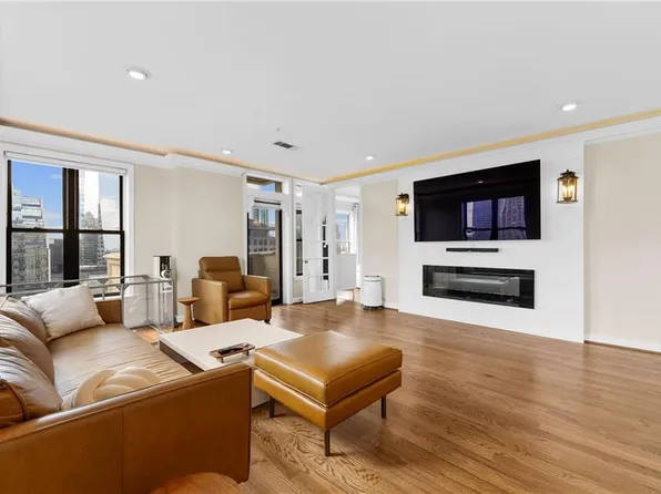 3334 Peachtree Rd NE APT 1412, Atlanta, GA 30326