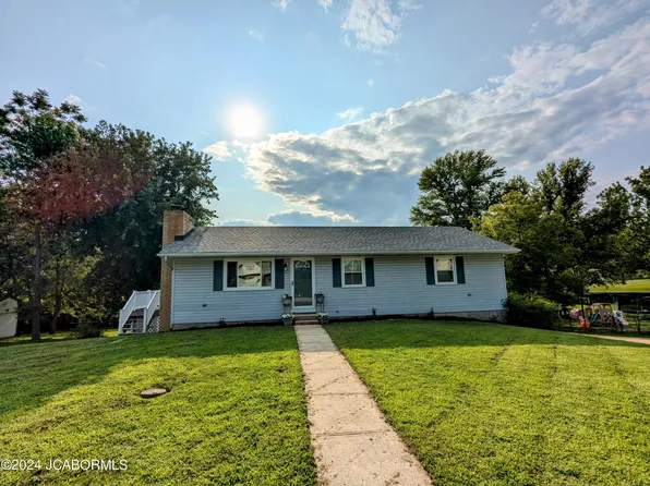 5910 Dove Lake Rd, Jefferson City, MO 65101