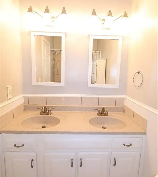 285 Oxford Pl NE #1 — Photo 19