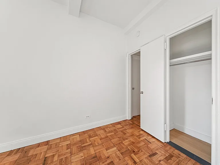 160 W 71st St #11U — Photo 8