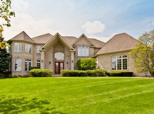 201 Ridge Ln, Lake In The Hills, IL 60156