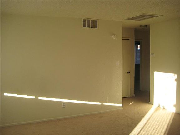 3rd image of 128 Paul Ave