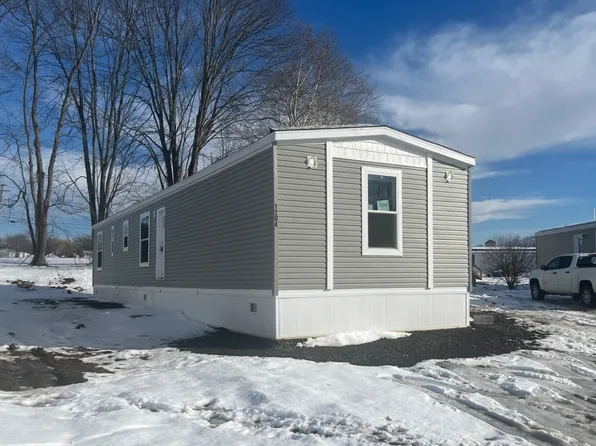 1204 Cheshire Ct #1204, Liverpool, NY 13090