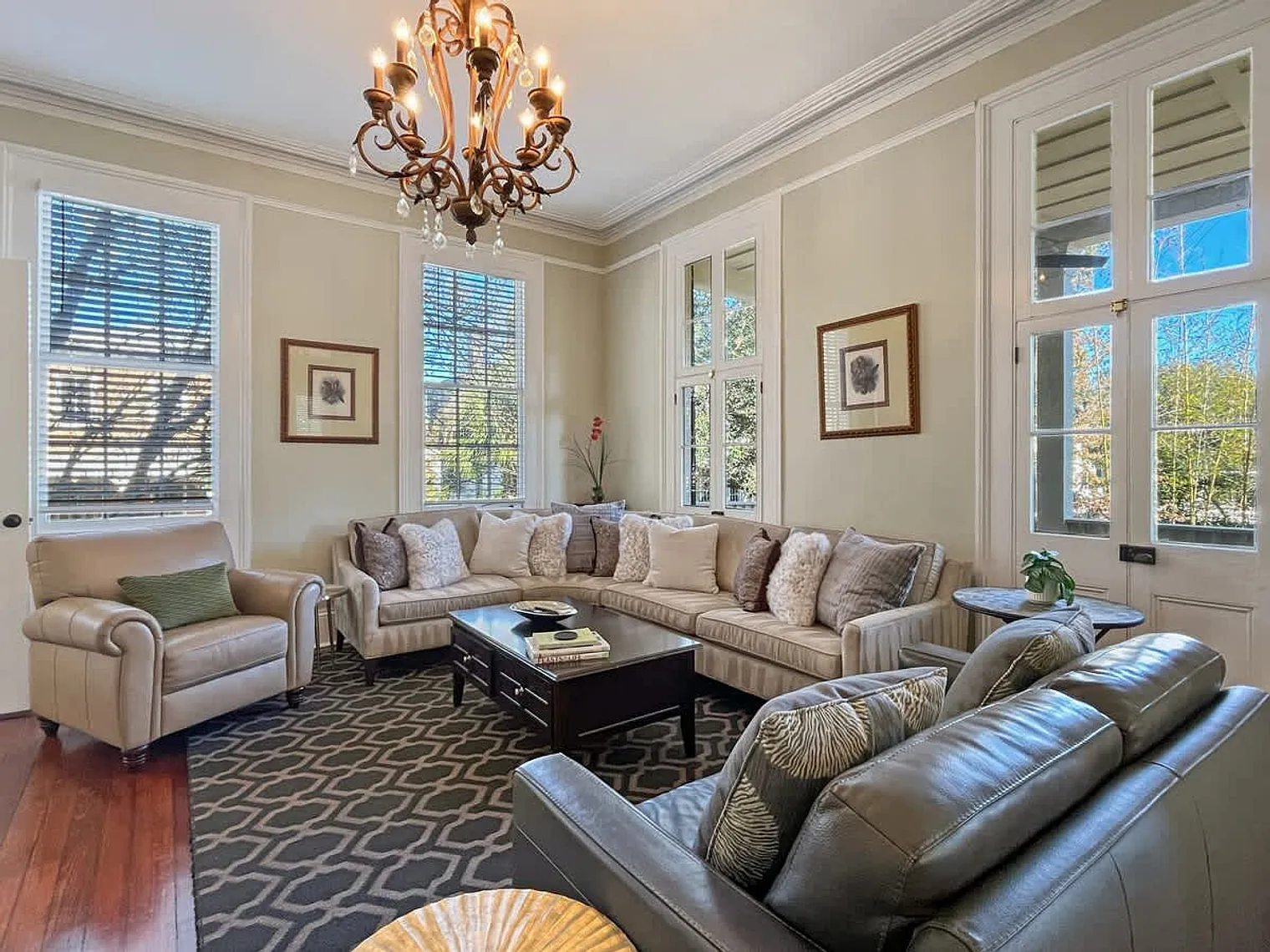 4 bed, 5.0 bath, $14,039 — Photo 4