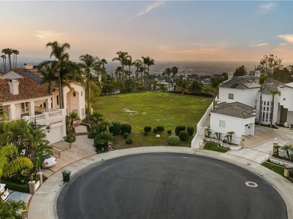 3126 E Bradbury Ct, Orange, CA 92867