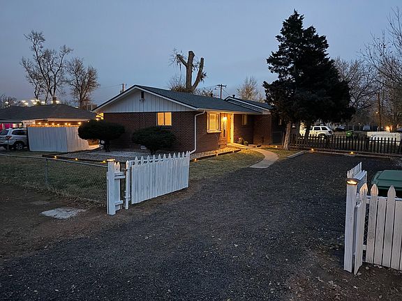 3rd image of 5385-5395 W 9th Ave