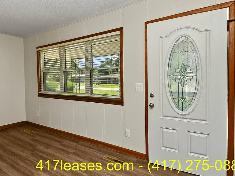 203 S White Oak Ave — Photo 20