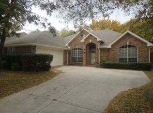 5725 Spring Hollow Ln, The Colony, TX 75056