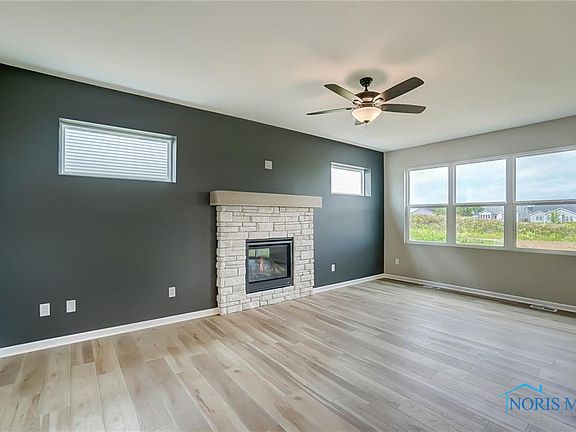 4th image of 150 Valley Hall Dr