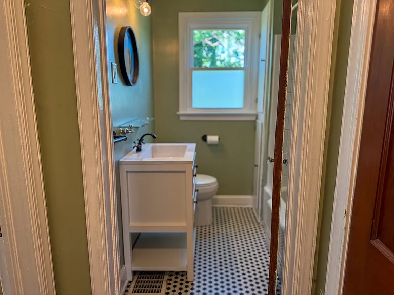 221 Inverness Ave — Photo 17