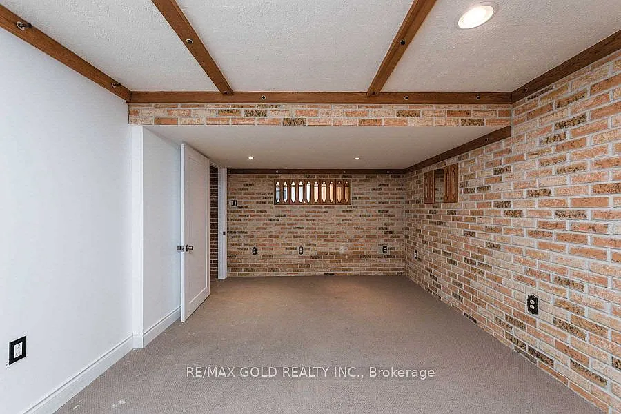 2 bed, $1,700 — Photo 2