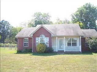 800 Blue Springs Dr, Smyrna, TN 37167