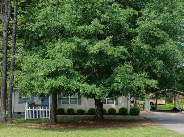 848 W Union Rd, West Union, SC 29696