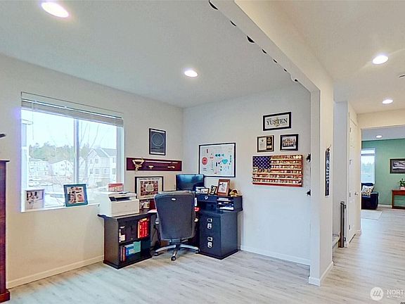 4th image of 10378 Balto Road NW