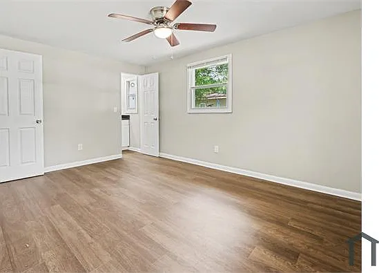 3007 E Knollwood St — Photo 15